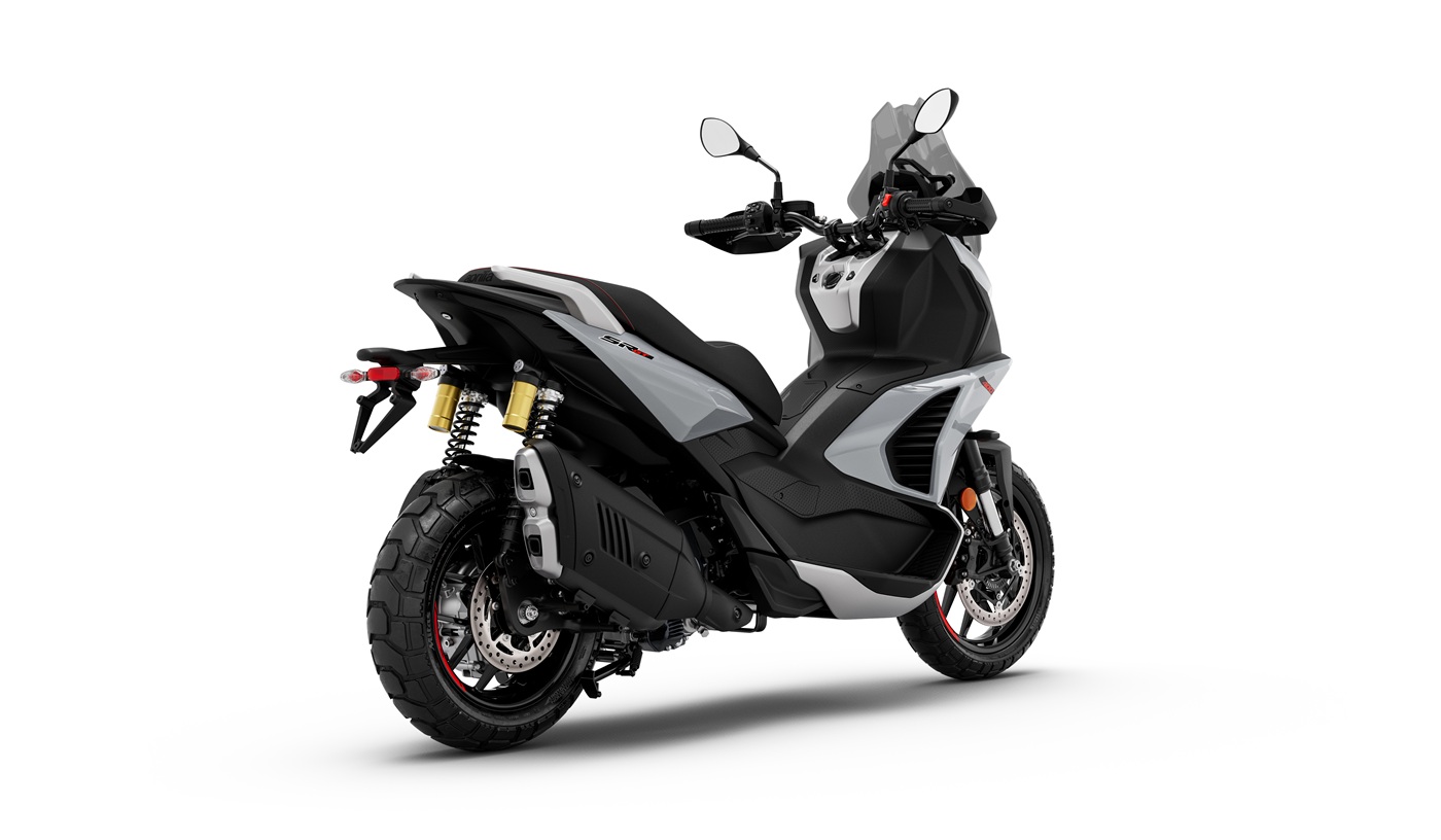 Investom moto Zlín, Aprilia SR GT 400