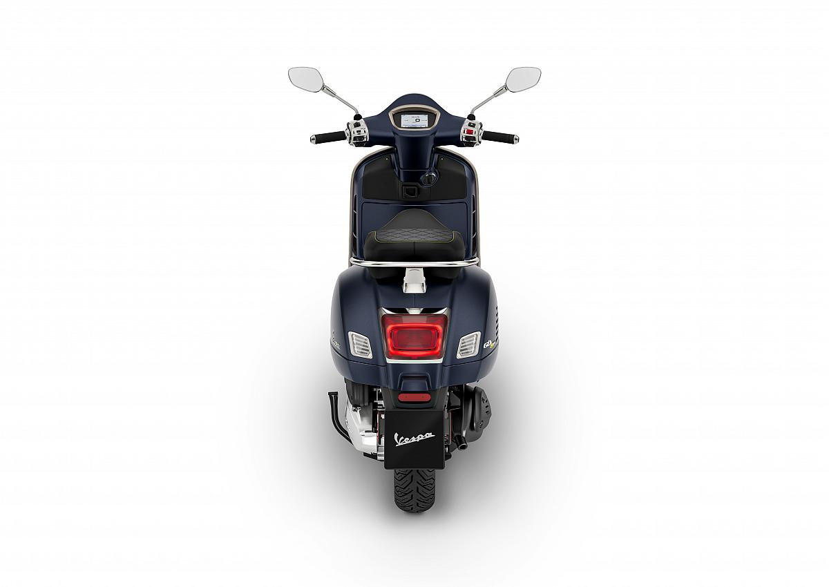 VESPA GTS SUPERTECH 300 ABS, investom moto Zlín, skútr 300