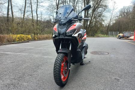 Investom moto Zlín, Aprilia SR GT Sport 125