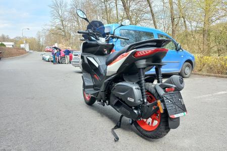Investom moto Zlín, Aprilia SR GT Sport 125