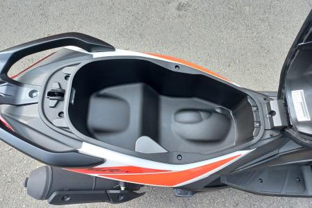Investom moto Zlín, Aprilia SR GT Sport 125