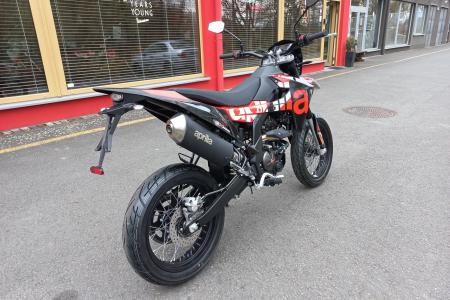 Investom moto Zlín Aprilia SX125