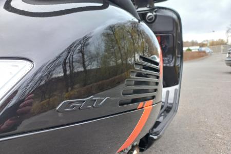 Investom moto Zlín Vespa GTV 300