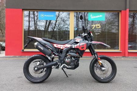 Investom moto Zlín Aprilia SX125