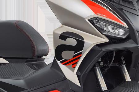 Investom moto Zlín, Aprilia SR GT Sport 200