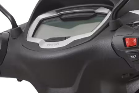 Investom moto Zlín, Piaggio Beverly 400