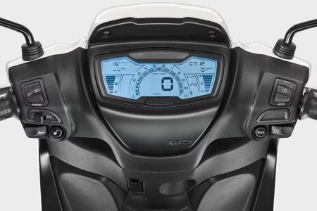 Investom moto Zlín, Piaggio Medley S 200