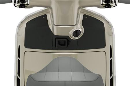 Investom moto Zlín, Vespa GTS 125