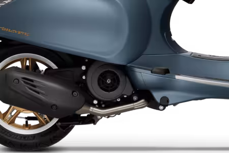 Investom moto Zlín, Vespa Primavera 125 Officina 8