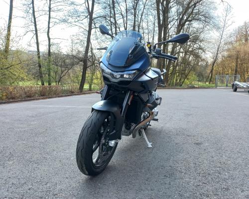 Investom moto Zlin, Moto Guzzi V100 Mandello