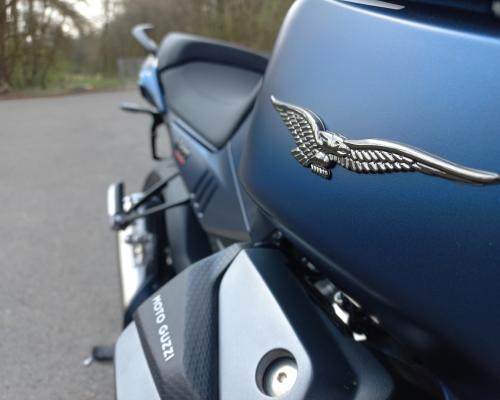 Investom moto Zlin, Moto Guzzi V100 Mandello