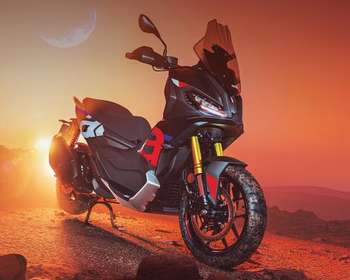 Skútr roku 2026 - Aprilia SR GT 400